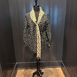 Women's size medium Mud Pie polka dot blouse